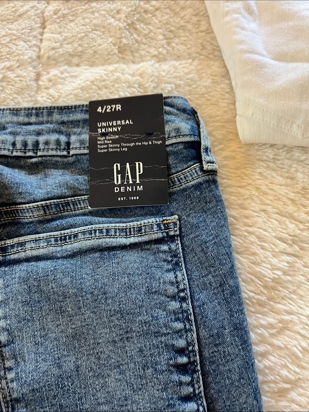 GAP Medium Dark Blue Skinny Jeans